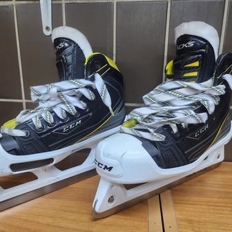 CCM TACKS 6092